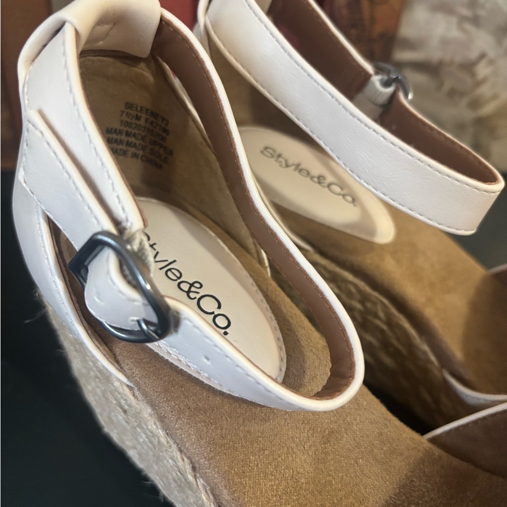 NWOT Cream Wedge Sandals with gem accent - Picture 3 of 8